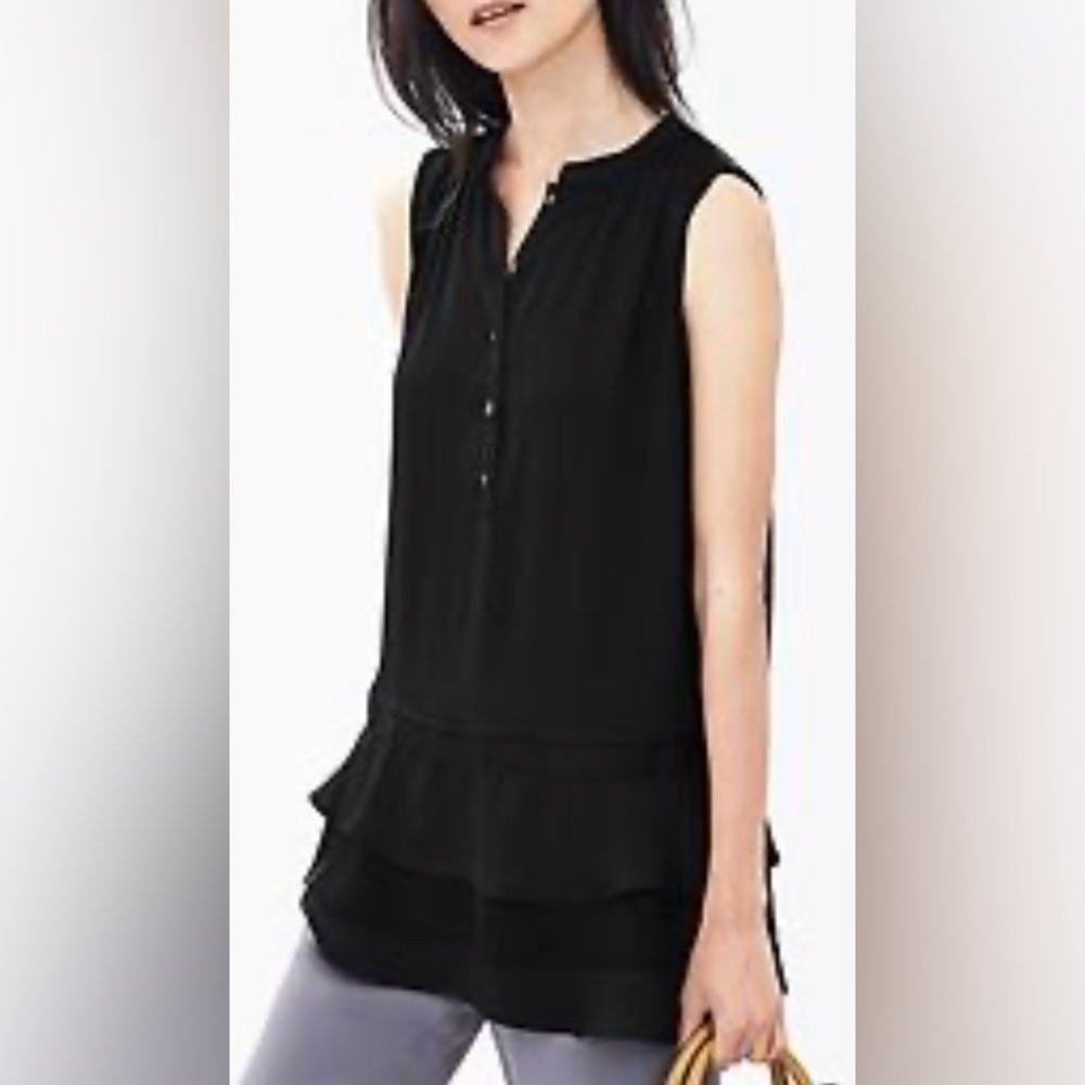 New Banana Republic Tiered Ruffle Sleeveless Blouse